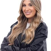 Profesora de Educación Infantil, con alta experiencia ofreciendo clases particulares desde los 6 hasta los 15 años, teniendo en cuenta las necesidades individuales de cada uno de mis alumnos.